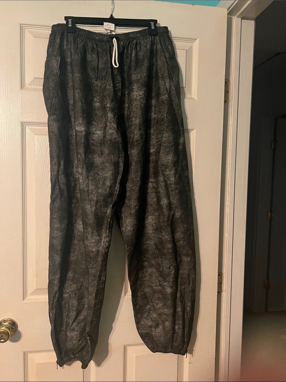 Frog Toggs Outer Wear Black Two-Piece Hooded Set - Lightweight Jacket & Pants. - Picture 4 of 13